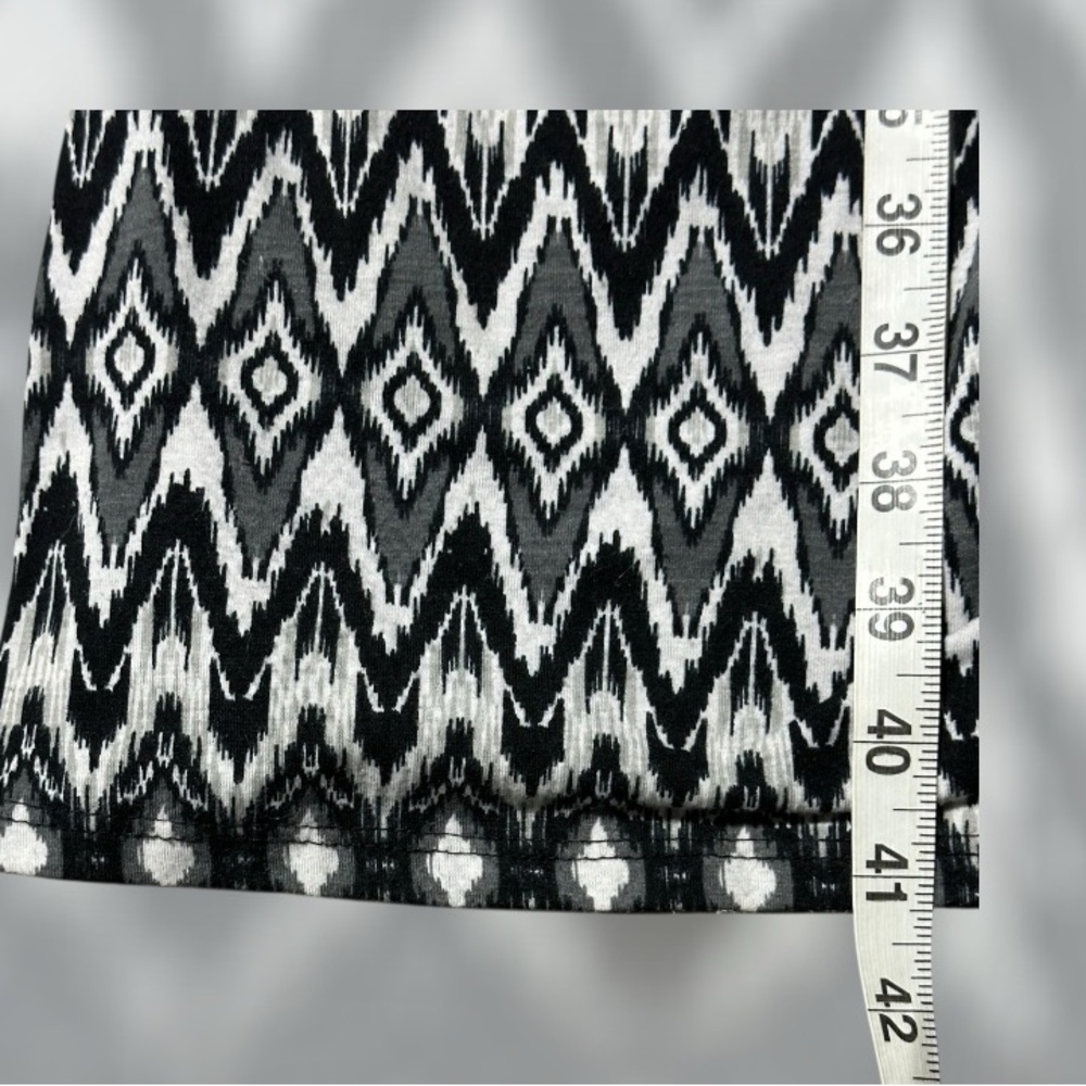Women’s Summer Black and White Pencil Dress - Picture 8 of 8
